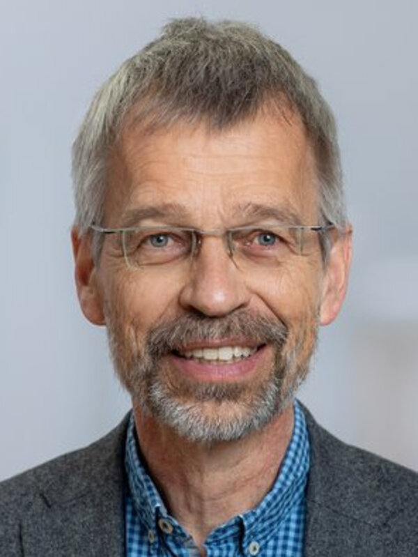 Prof. Dr. Christian Fleischhaker Prof. Dr. Christian Fleischhaker